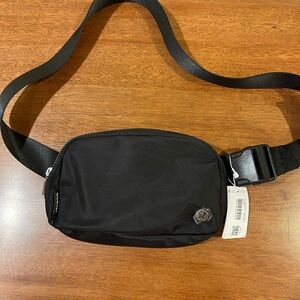 Lululemon Athletica Black Everywhere Belt Bag